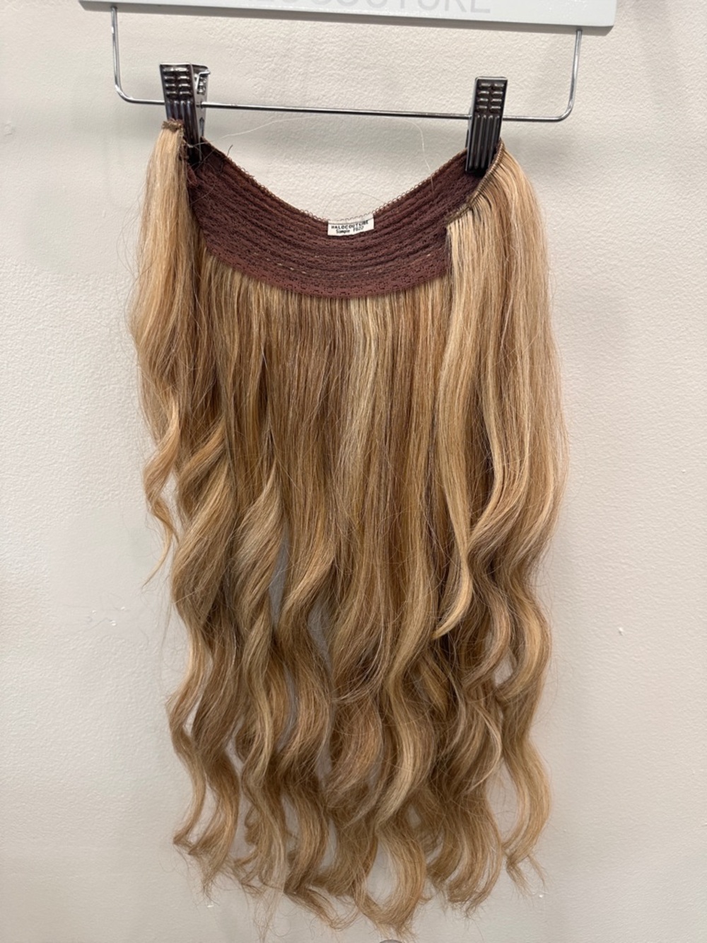Halocouture Hairpiece long dark blonde and light blonde highlighted hairpiece - Picture 3 of 7